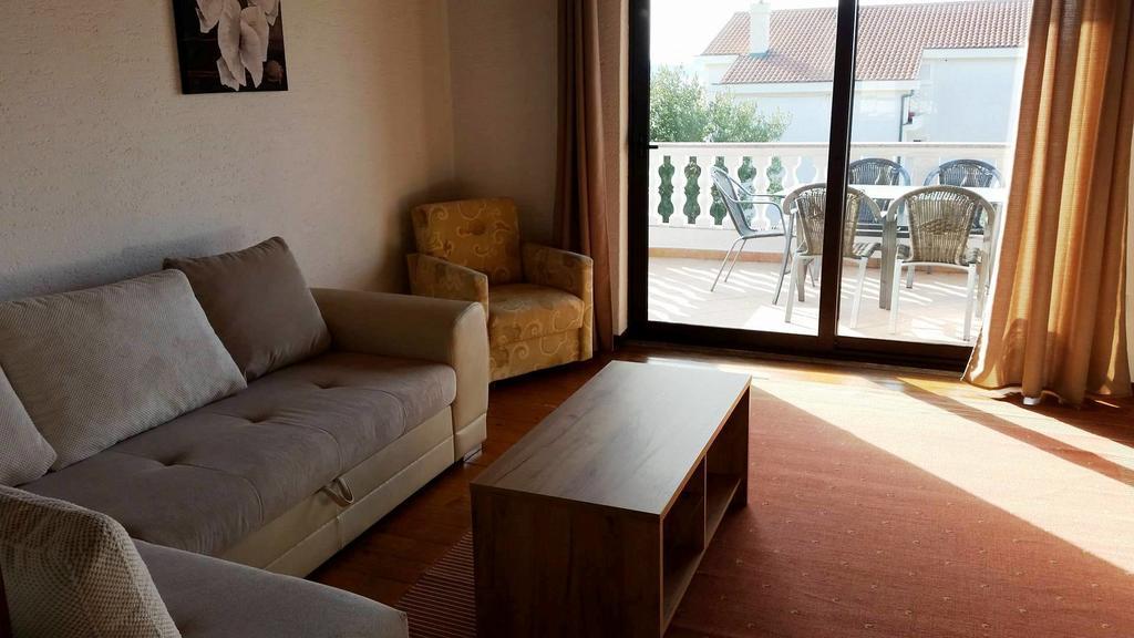 Apartments Karabaic Punat Exterior foto