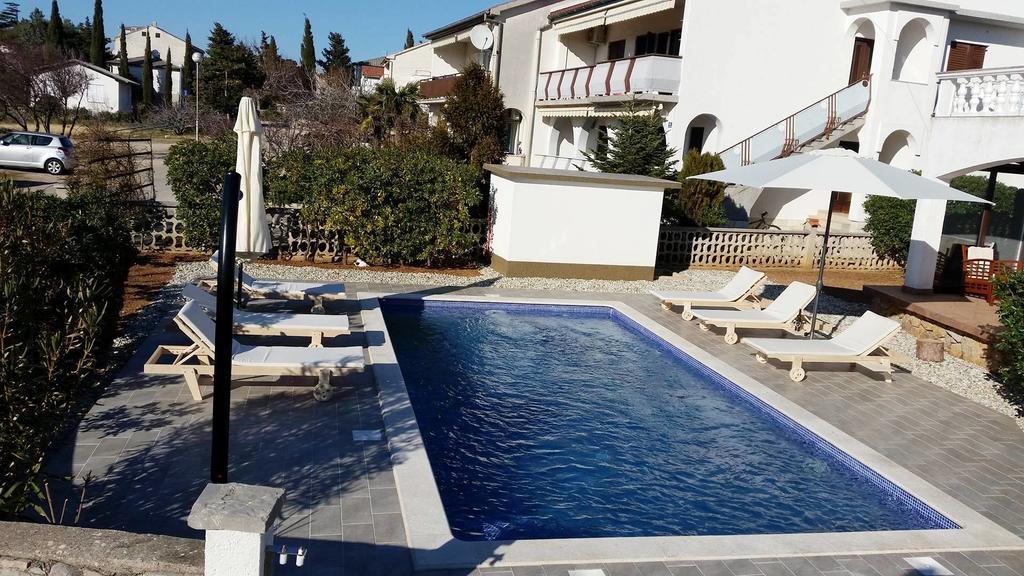 Apartments Karabaic Punat Exterior foto